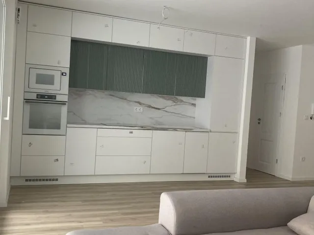 Kiadó lakás Debrecen, Miklóskapu 75 nm