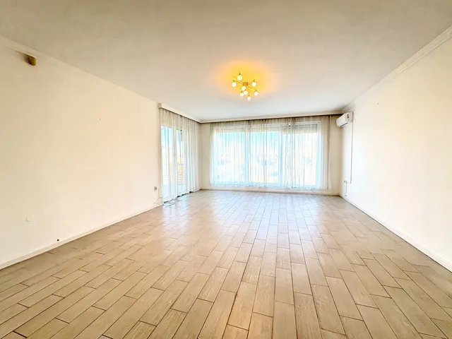 Kiadó ház Debrecen 420 nm