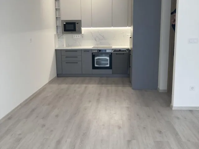 Kiadó lakás Debrecen, Miklóskapu 43 nm