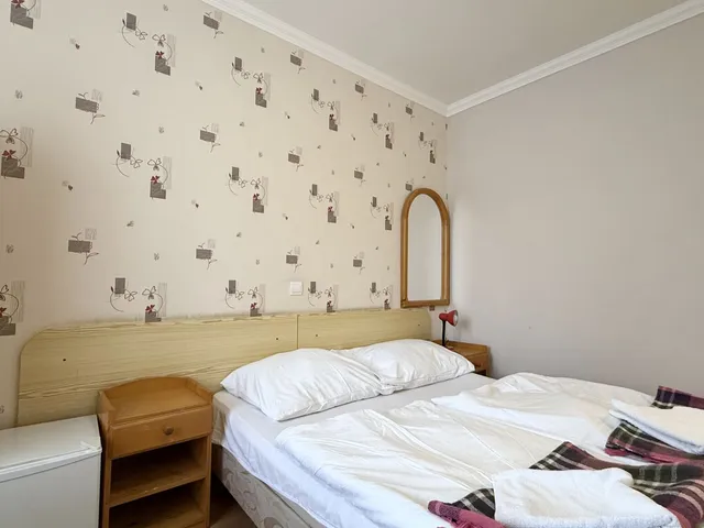 Kiadó kereskedelmi és ipari ingatlan Hajdúszoboszló 260 nm