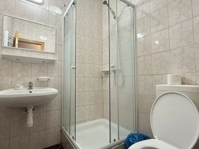 Kiadó kereskedelmi és ipari ingatlan Hajdúszoboszló 260 nm