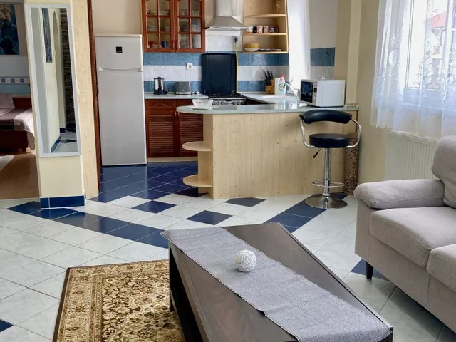 Kiadó lakás Debrecen, Nagyerdőalja 40 nm