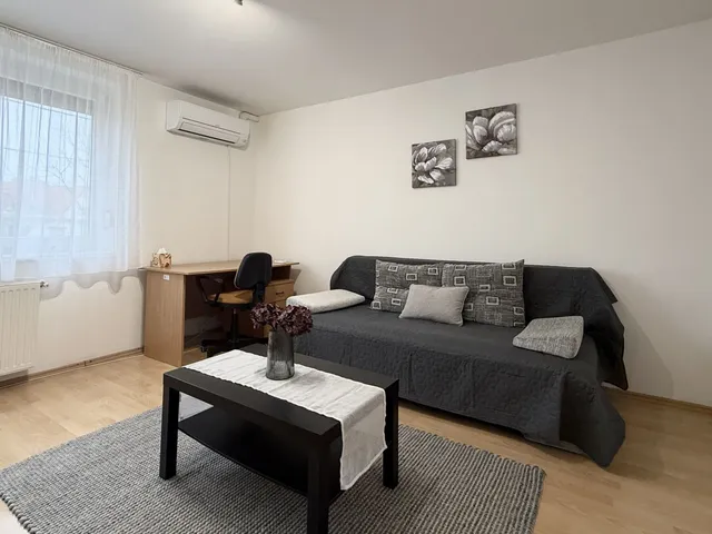 Kiadó lakás Debrecen, Sámsonikert 53 nm