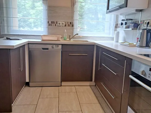 Kiadó lakás Debrecen, Nagyerdőalja 67 nm