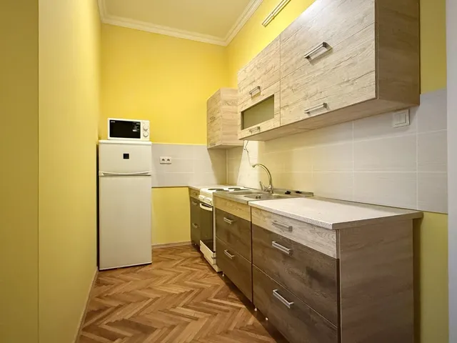 Kiadó ház Debrecen, Belváros 42 nm