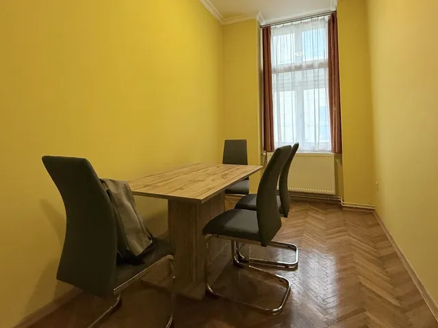 Kiadó ház Debrecen, Belváros 42 nm