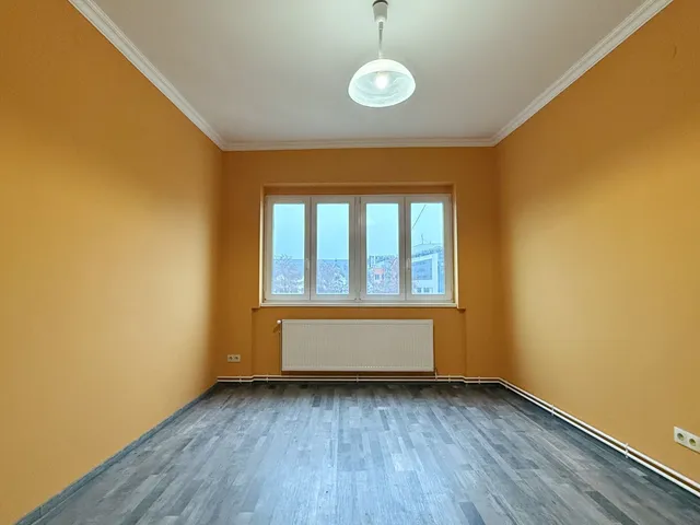 Kiadó lakás Debrecen, Belváros 100 nm