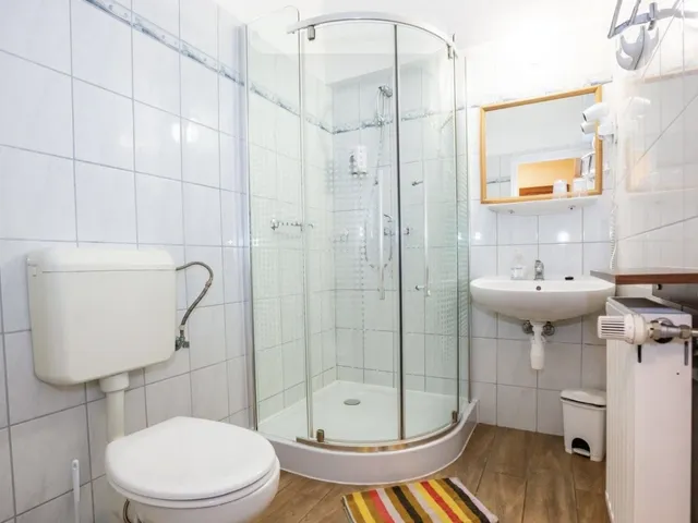 Kiadó kereskedelmi és ipari ingatlan Hajdúszoboszló 1 nm