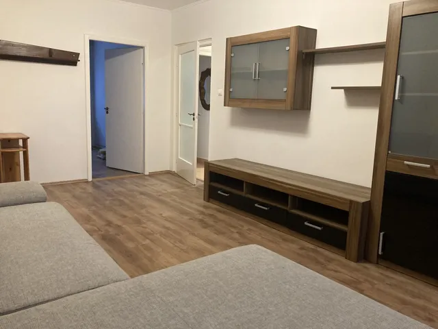 Kiadó lakás Debrecen, Nagyerdőalja 51 nm