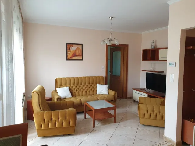 Kiadó lakás Debrecen, Nagyerdő 42 nm