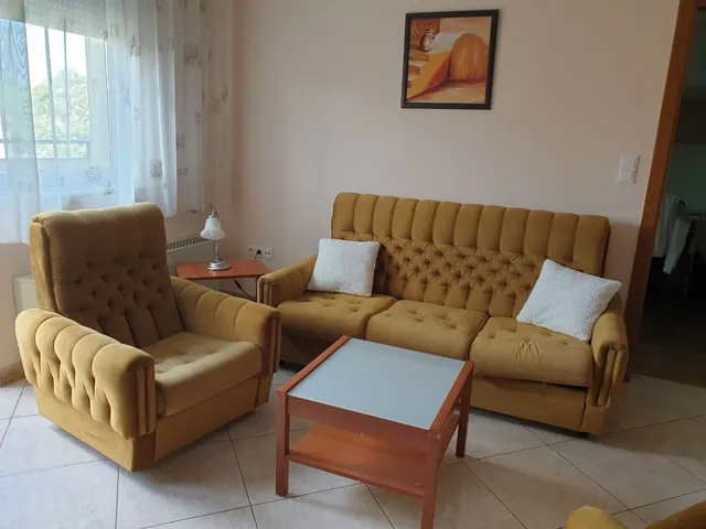 Kiadó lakás Debrecen, Nagyerdő 42 nm