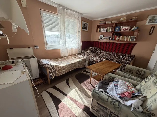 Eladó mezőgazdasági ingatlan Debrecen, Szikigyakor 52 nm