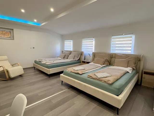 Kiadó ház Debrecen, Széchenyikert 40 nm