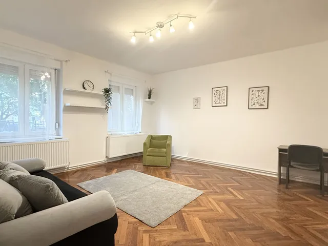 Kiadó lakás Debrecen, Nagyerdőalja 56 nm