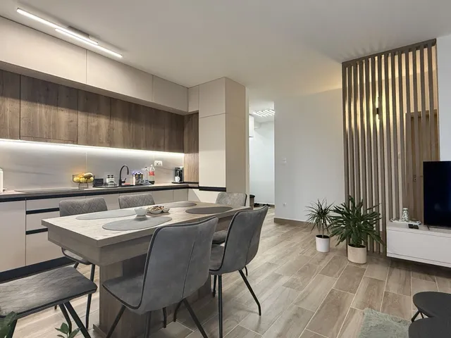 Kiadó lakás Debrecen, Homokkert 62 nm