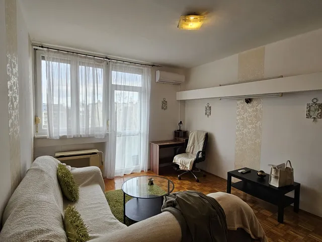 Eladó lakás Debrecen, Libakert 43 nm