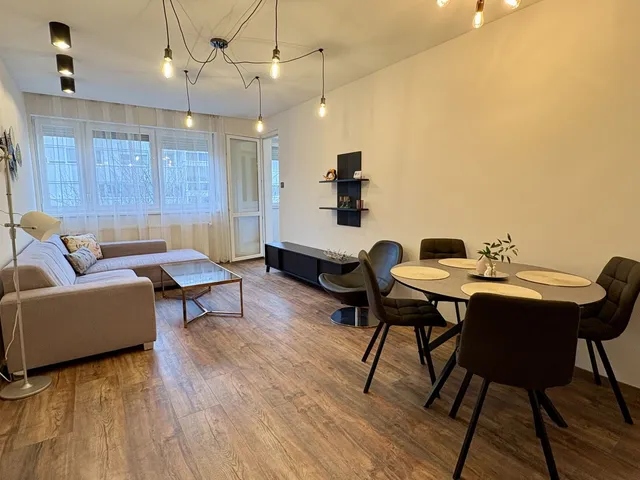 Kiadó lakás Debrecen, Egyetemváros 92 nm