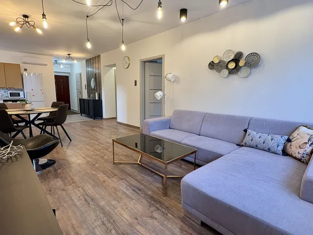 Kiadó lakás Debrecen, Egyetemváros 92 nm