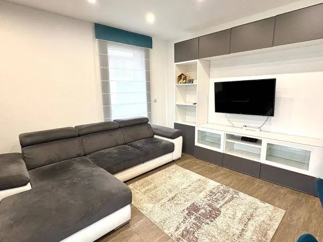 Kiadó lakás Debrecen, Nagyerdő 60 nm