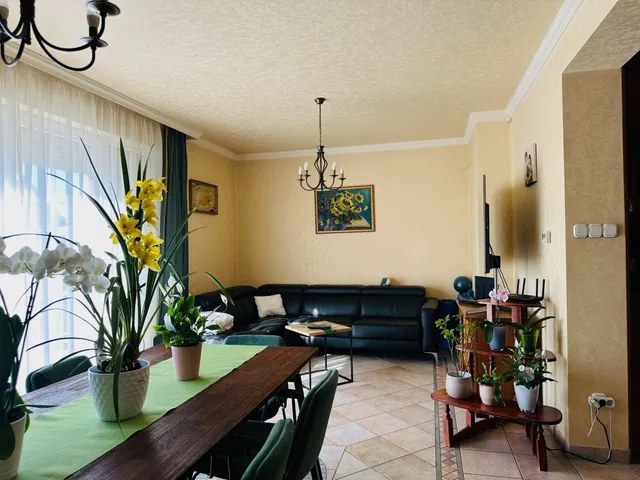 Eladó ház Debrecen, Köntöskert 145 nm