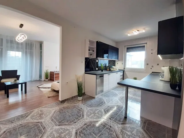 Eladó lakás Debrecen, Nagyerdő 99 nm