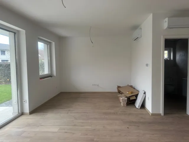 Eladó lakás Debrecen, Vargakert 91 nm