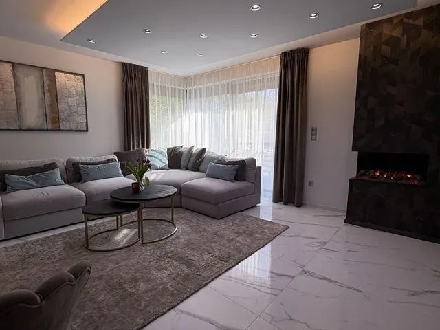 Eladó ház Debrecen, Liget lakópark 200 nm