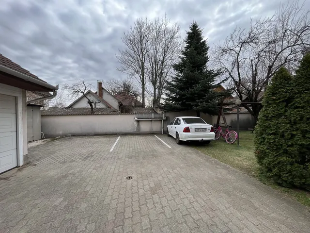 Eladó ház Téglás 70 nm