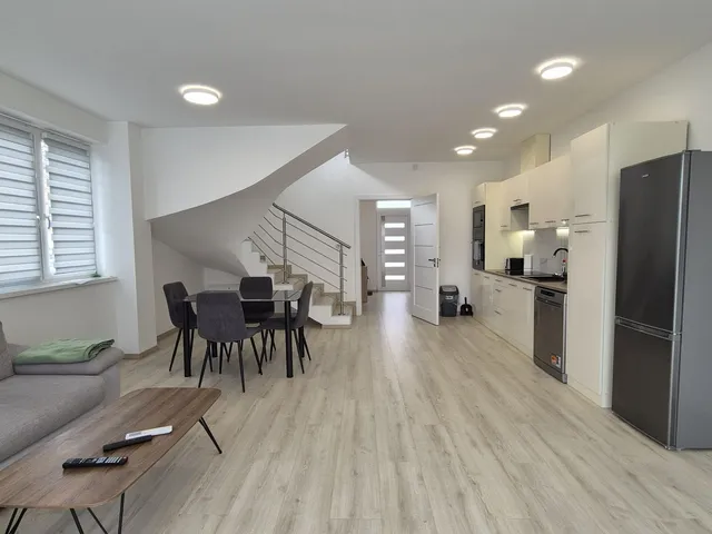 Kiadó ház Debrecen, Hatvan utcai kert 140 nm