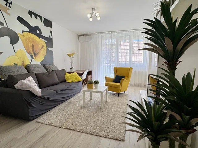 Kiadó lakás Debrecen, Nagyerdő 54 nm