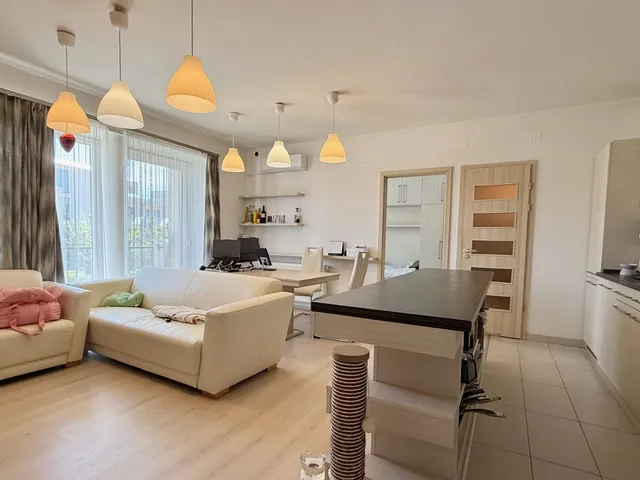 Kiadó lakás Debrecen, Péterfia 60 nm