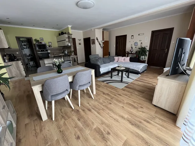 Eladó ház Debrecen, Falóger 129 nm