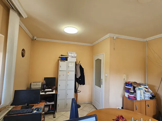 Eladó ház Debrecen, Ungvárikert 236 nm