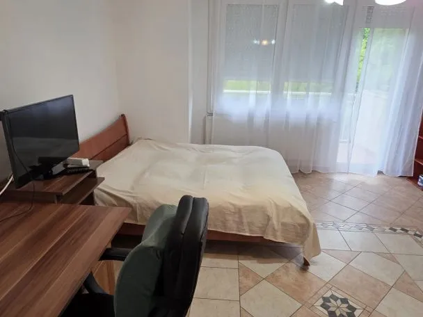 Kiadó lakás Debrecen, Egyetemváros 40 nm