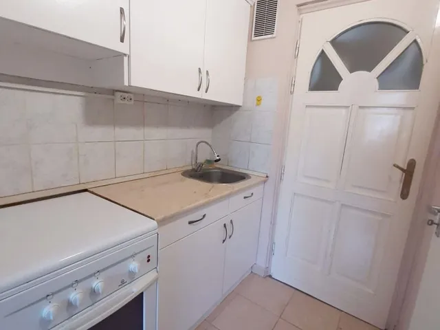 Eladó lakás Debrecen, Dobozi lakótelep 18 nm