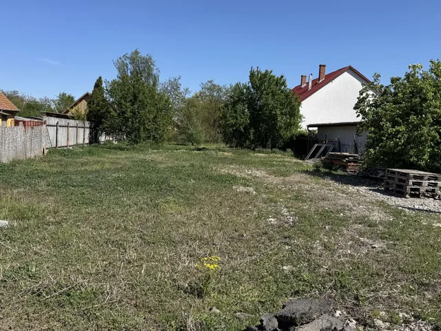 Eladó telek Debrecen, Biharikert 1066 nm