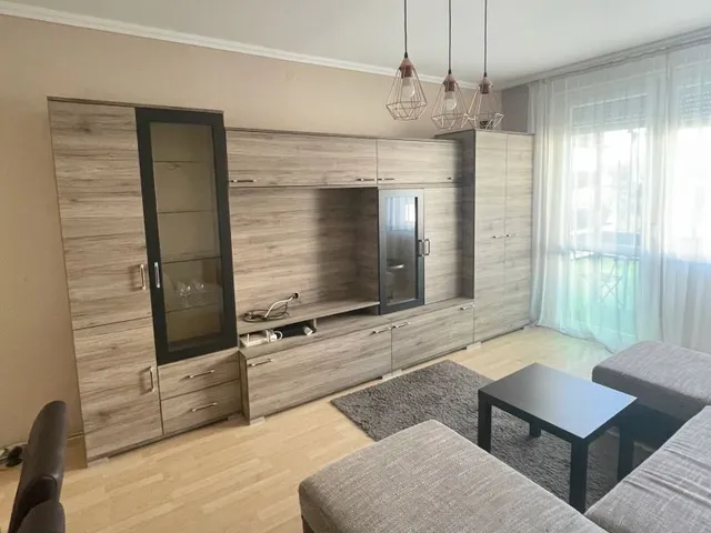 Kiadó lakás Debrecen, Vénkert 55 nm