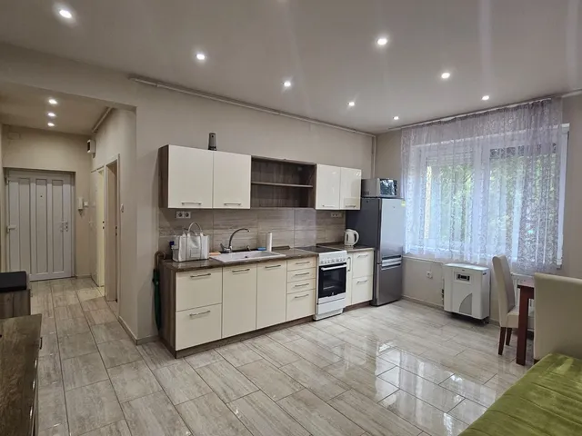 Kiadó lakás Debrecen, Libakert 53 nm