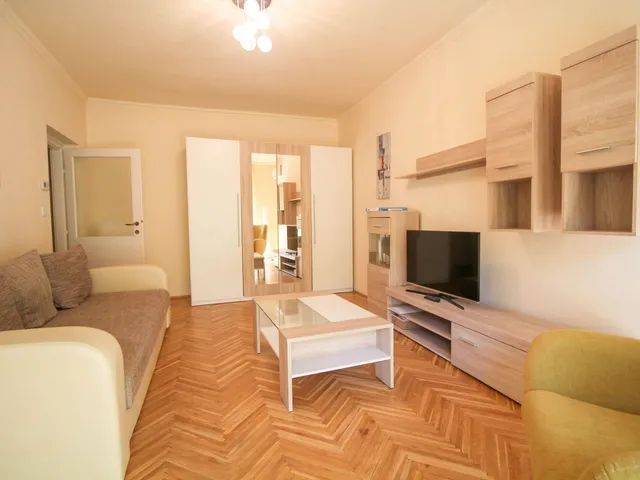 Kiadó lakás Debrecen, Nagyerdő 64 nm