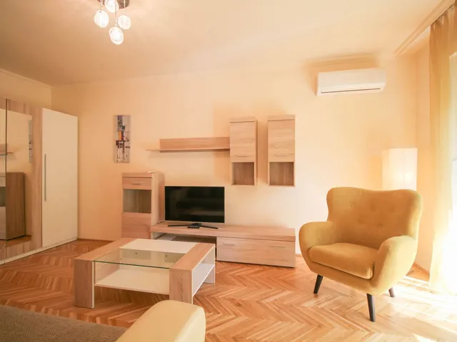 Kiadó lakás Debrecen, Nagyerdő 64 nm