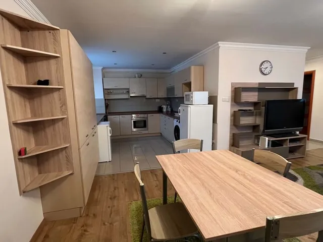 Kiadó lakás Debrecen, Nagyerdő 70 nm