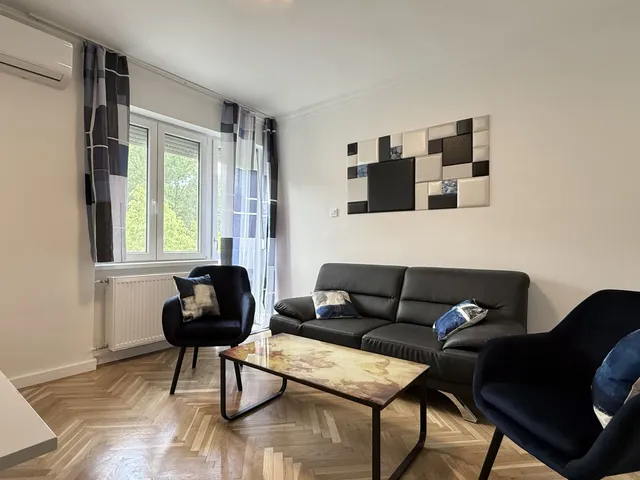 Kiadó lakás Debrecen, Nagyerdő 71 nm