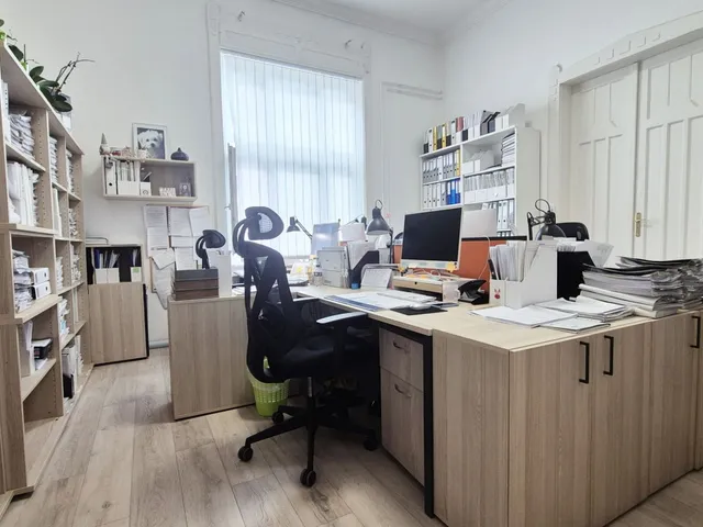 Eladó kereskedelmi és ipari ingatlan Debrecen 140 nm