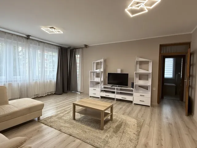 Kiadó lakás Debrecen, Sestakert 93 nm