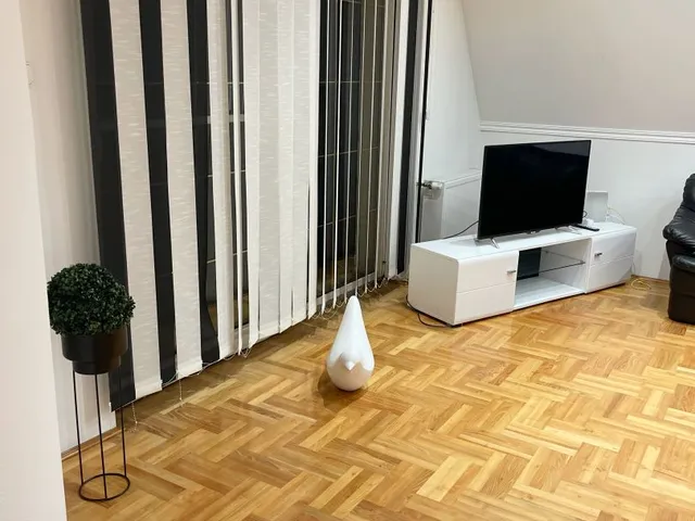 Kiadó ház Debrecen, Akadémiakert 110 nm