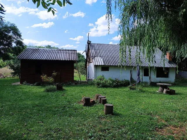 Eladó mezőgazdasági ingatlan Debrecen, Dombos 120 nm
