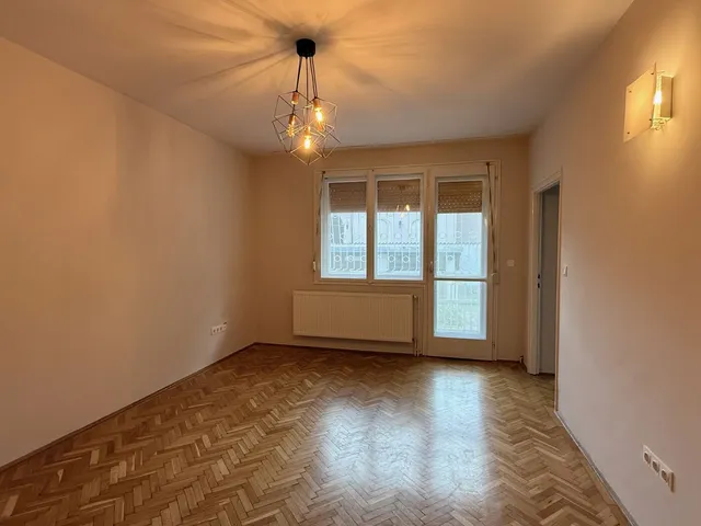 Kiadó lakás Debrecen, Nagyerdő 53 nm