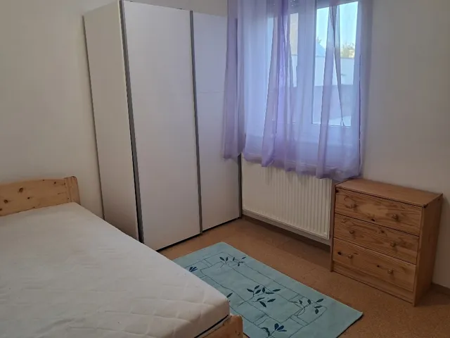 Kiadó lakás Debrecen, Nagyerdő 106 nm
