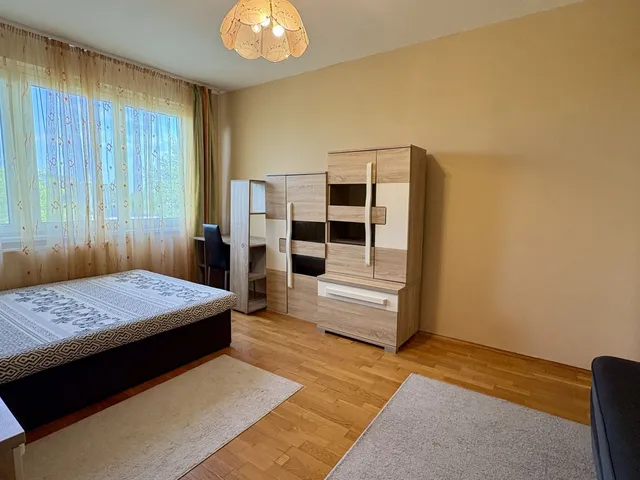 Kiadó lakás Debrecen, Nagyerdő 35 nm