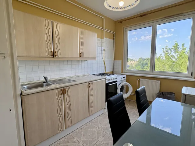 Kiadó lakás Debrecen, Nagyerdő 35 nm